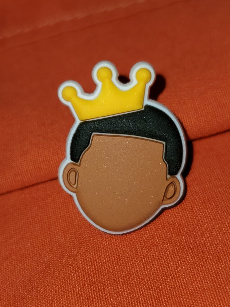 Future King Shoe Charm